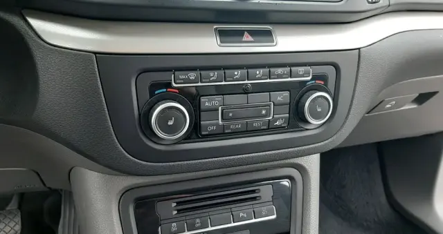 SEAT Alhambra 2.0 TDI Reference DSG