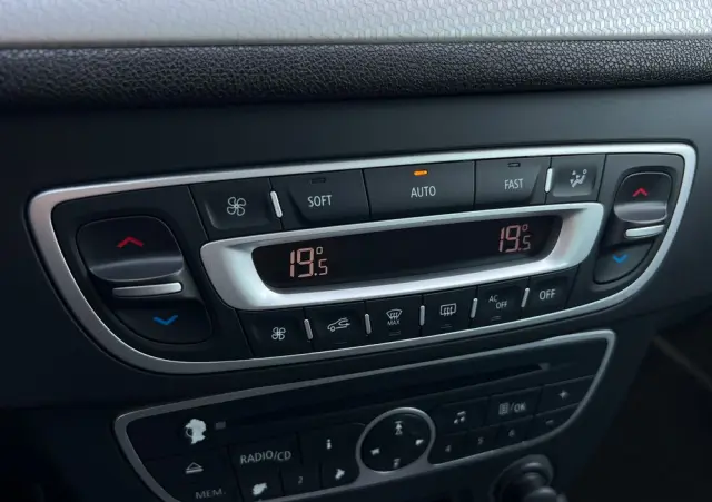 RENAULT Megane 