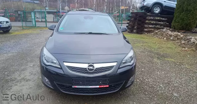 OPEL Astra 1.4 Turbo Innovation