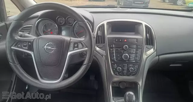 OPEL Astra 1.4 Turbo Innovation