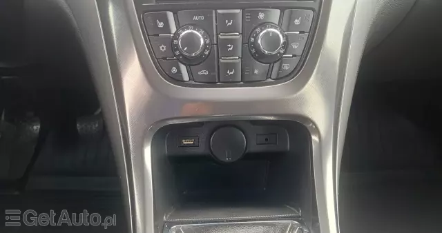 OPEL Astra 1.4 Turbo Innovation