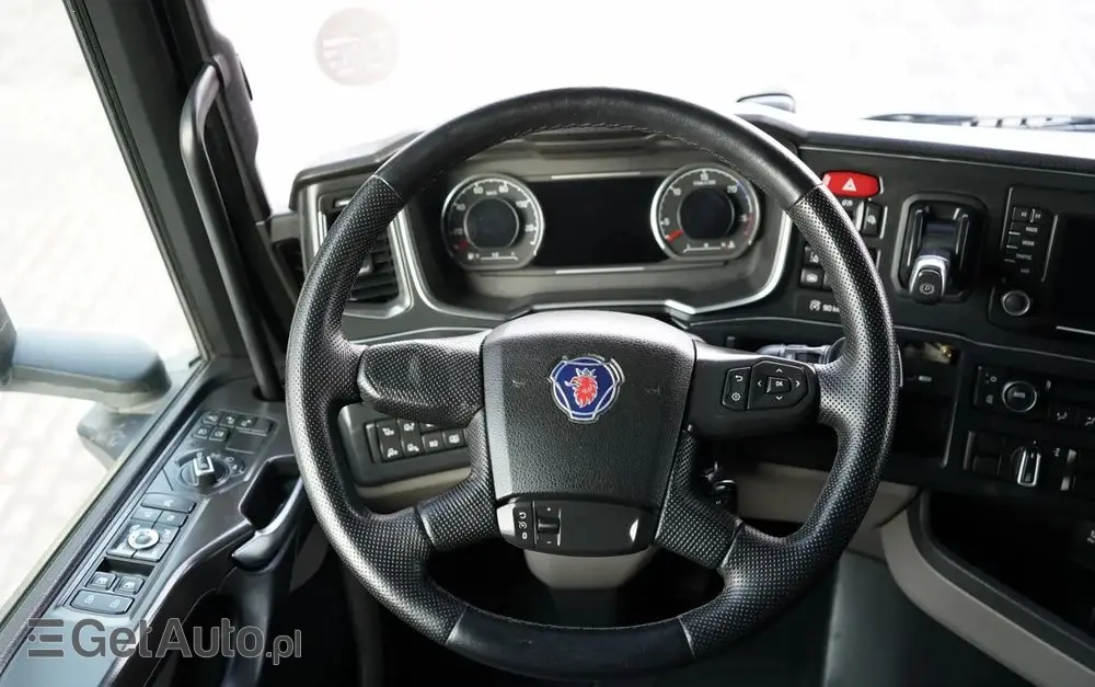 SCANIA S 450 / KLIMA POSTOJOWA / CAŁA NA PODUSZKACH  / NAVI 