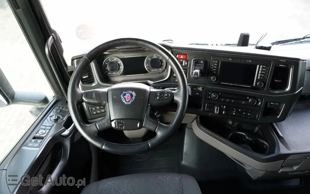 SCANIA S 450 / KLIMA POSTOJOWA / CAŁA NA PODUSZKACH  / NAVI 