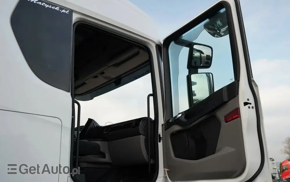 SCANIA S 450 / KLIMA POSTOJOWA / CAŁA NA PODUSZKACH  / NAVI 