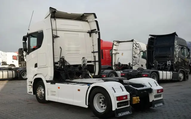 SCANIA S 450 / KLIMA POSTOJOWA / CAŁA NA PODUSZKACH  / NAVI 