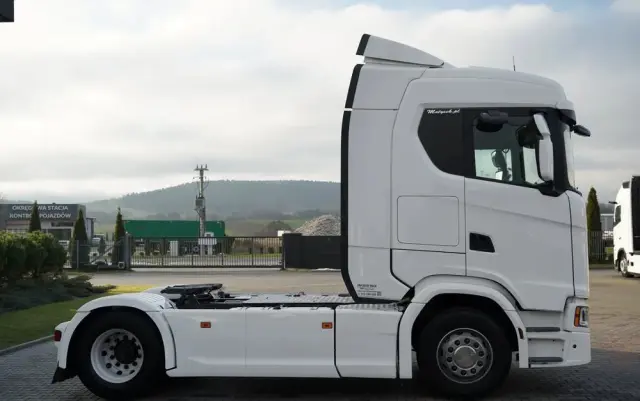 SCANIA S 450 / KLIMA POSTOJOWA / CAŁA NA PODUSZKACH  / NAVI 