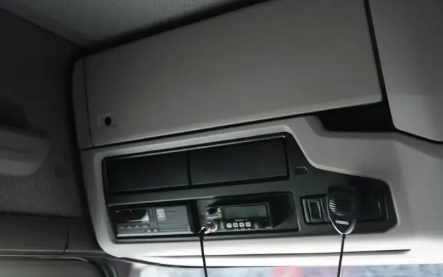 SCANIA S 450 / KLIMA POSTOJOWA / CAŁA NA PODUSZKACH  / NAVI 