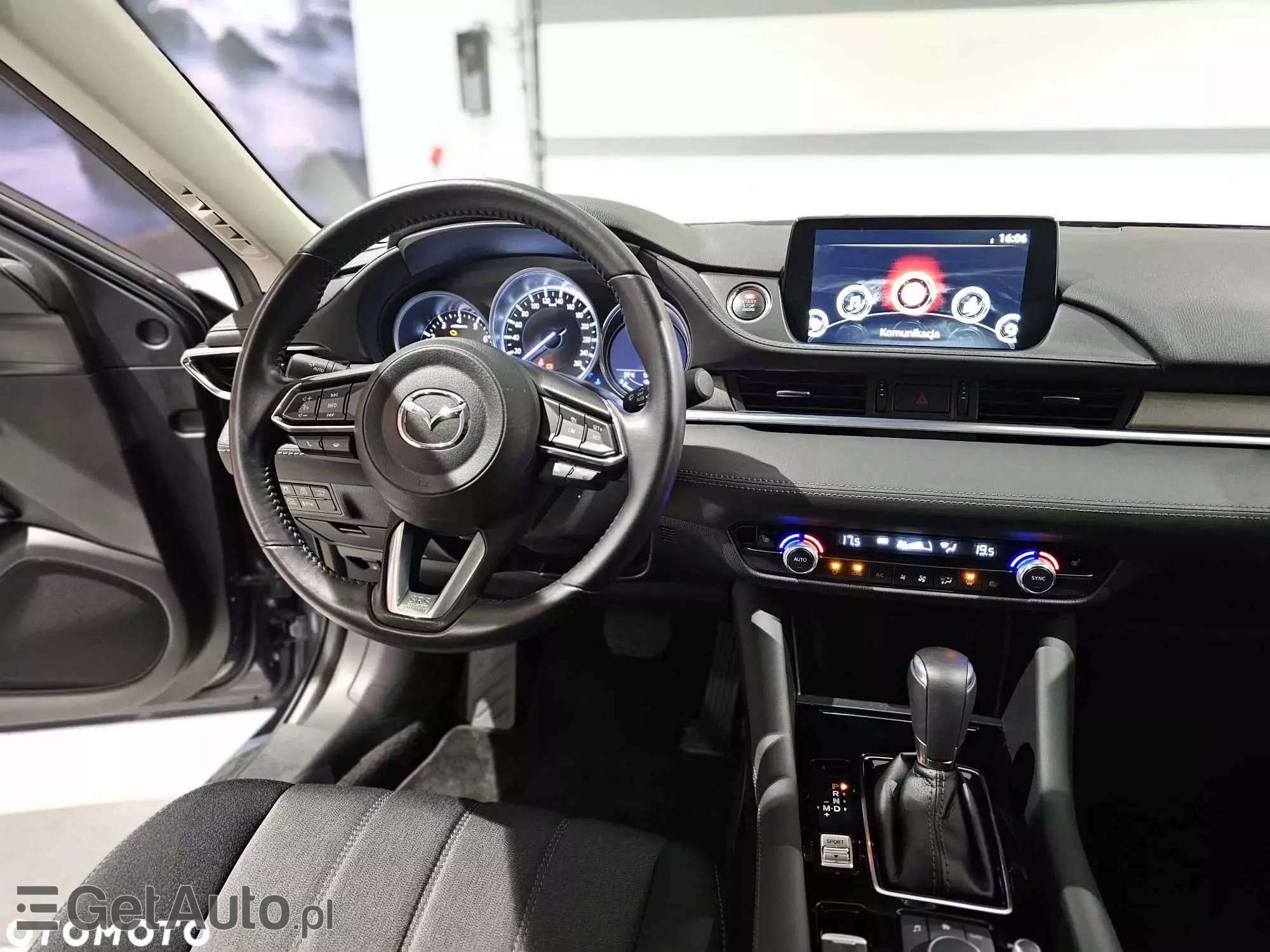 MAZDA 6 2.0 Center-Line