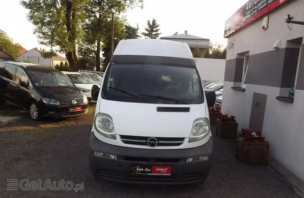 OPEL Vivaro 
