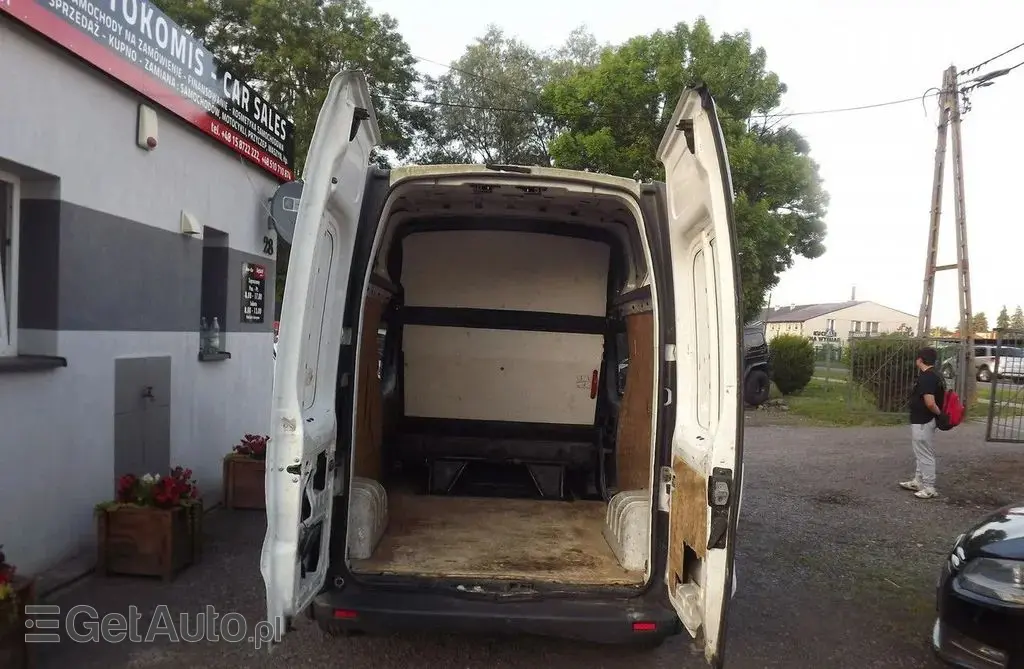 OPEL Vivaro 