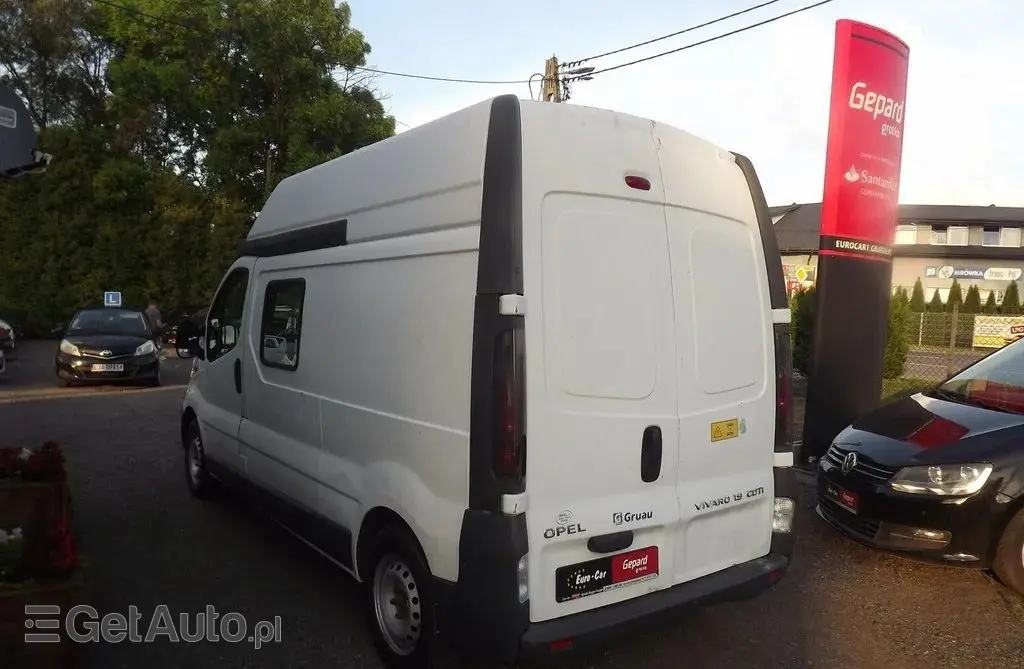 OPEL Vivaro 