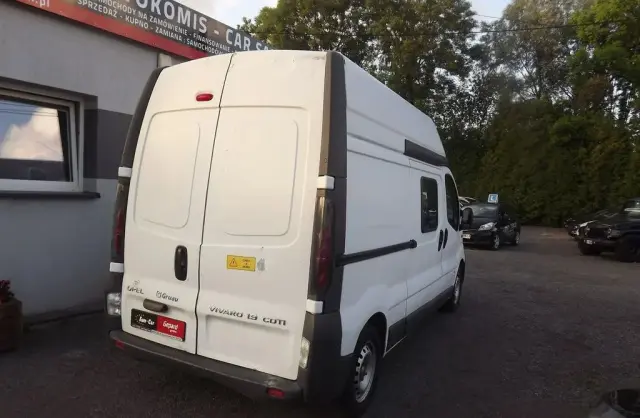 OPEL Vivaro 