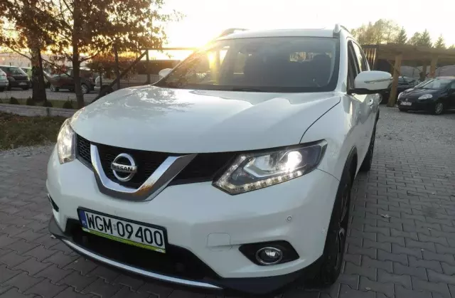 NISSAN X-Trail 