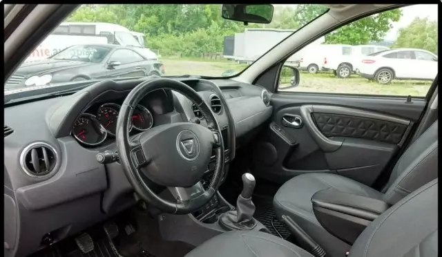 DACIA Duster 