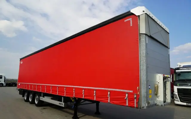 SCHMITZ CARGOBULL FIRANKA  /  VARIOS / 385/55 R22,5 /  OŚ PODNOSZONA /  DACH PODNOSZONY / SAF 