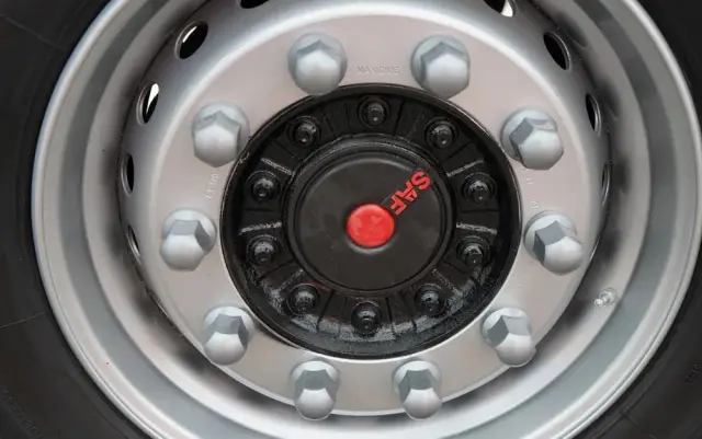 SCHMITZ CARGOBULL FIRANKA  /  VARIOS / 385/55 R22,5 /  OŚ PODNOSZONA /  DACH PODNOSZONY / SAF 