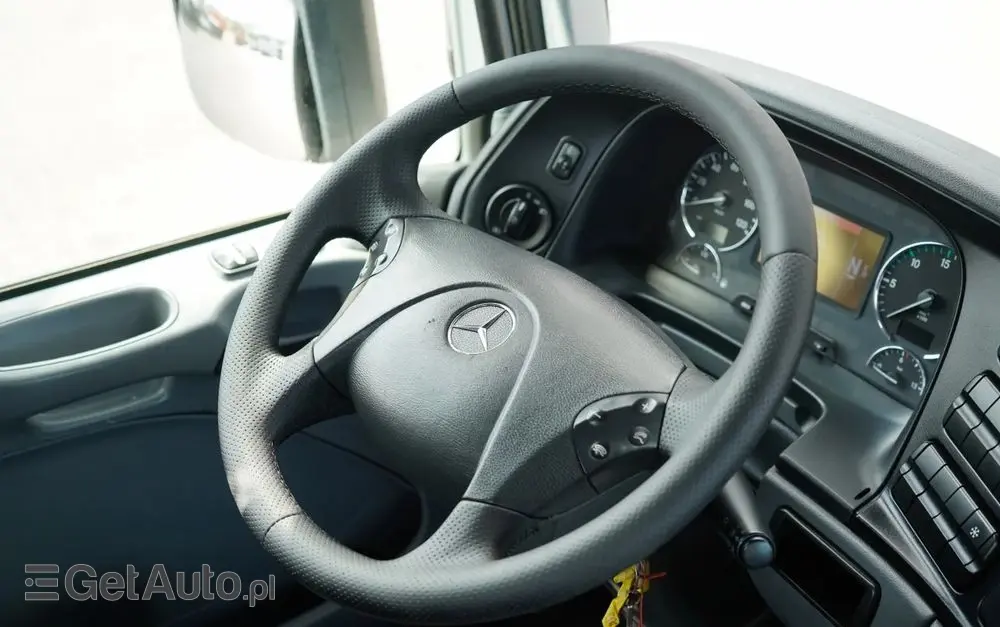 MERCEDES-BENZ ACTROS 2636 / 6x4 / SKRZYNIOWY 6,5 M + HDS HIAB / MOCNA PODŁOGA / STEROWANIE RADIOWE / ROTATOR / SPROWADZONY 