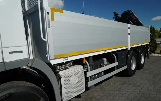 MERCEDES-BENZ ACTROS 2636 / 6x4 / SKRZYNIOWY 6,5 M + HDS HIAB / MOCNA PODŁOGA / STEROWANIE RADIOWE / ROTATOR / SPROWADZONY 