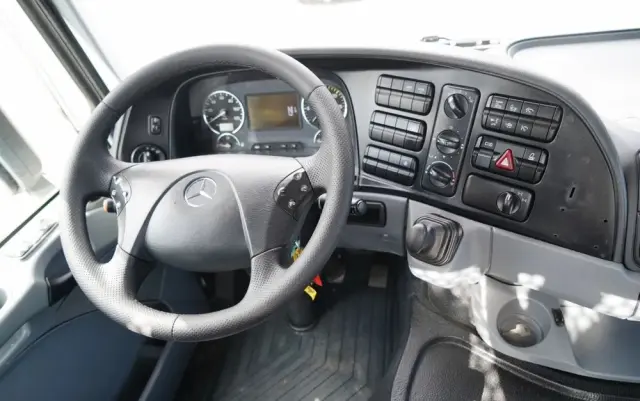 MERCEDES-BENZ ACTROS 2636 / 6x4 / SKRZYNIOWY 6,5 M + HDS HIAB / MOCNA PODŁOGA / STEROWANIE RADIOWE / ROTATOR / SPROWADZONY 