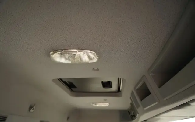 MERCEDES-BENZ ACTROS 2636 / 6x4 / SKRZYNIOWY 6,5 M + HDS HIAB / MOCNA PODŁOGA / STEROWANIE RADIOWE / ROTATOR / SPROWADZONY 