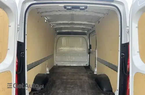 MAXUS Deliver 9 