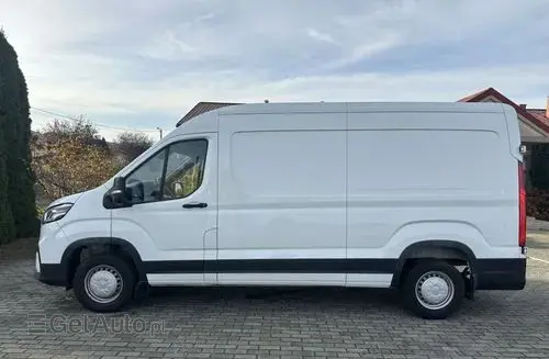 MAXUS Deliver 9 