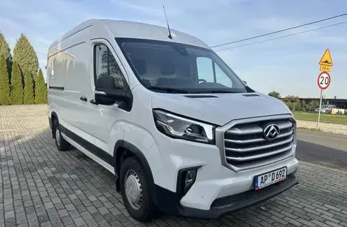 MAXUS Deliver 9 