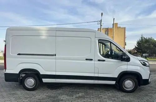 MAXUS Deliver 9 