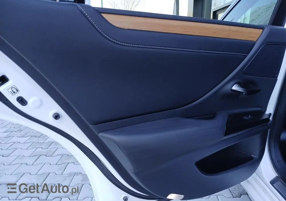 LEXUS ES 300h Prestige