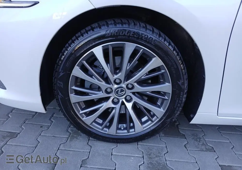 LEXUS ES 300h Prestige