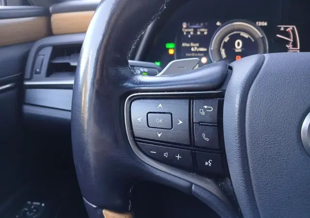 LEXUS ES 300h Prestige