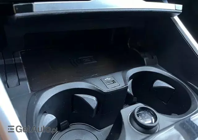 BMW Seria 3 330e xDrive M Sport sport