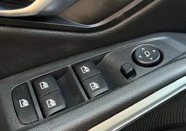 BMW Seria 3 330e xDrive M Sport sport