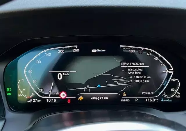 BMW Seria 3 330e xDrive M Sport sport