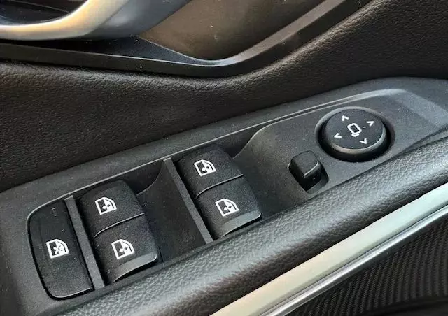 BMW Seria 3 330e xDrive M Sport sport