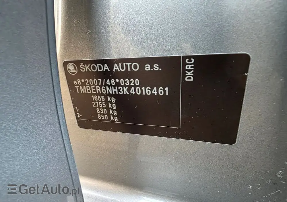 SKODA RAPID Spb 1.0 TSI Style