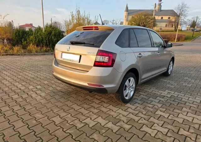 SKODA RAPID Spb 1.0 TSI Style