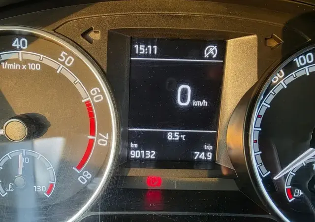 SKODA RAPID Spb 1.0 TSI Style