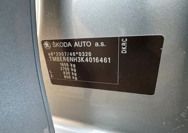 SKODA RAPID Spb 1.0 TSI Style