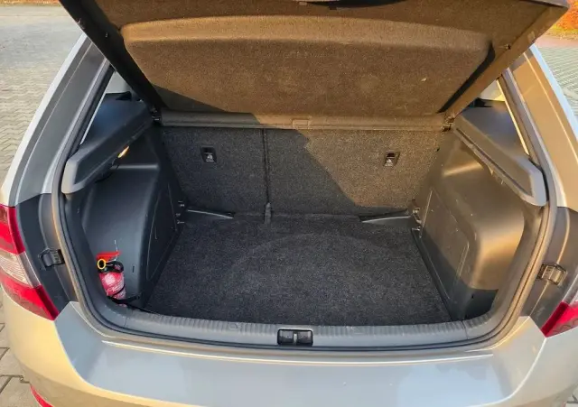 SKODA RAPID Spb 1.0 TSI Style