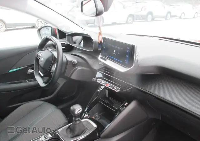 PEUGEOT 208 PureTech 100 Style