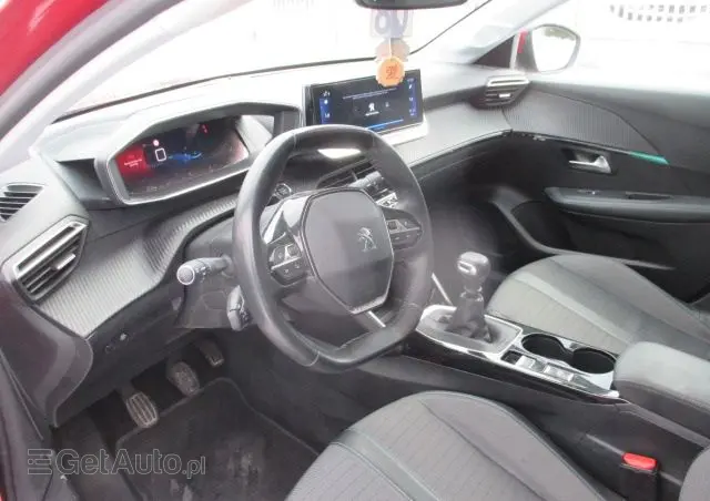 PEUGEOT 208 PureTech 100 Style