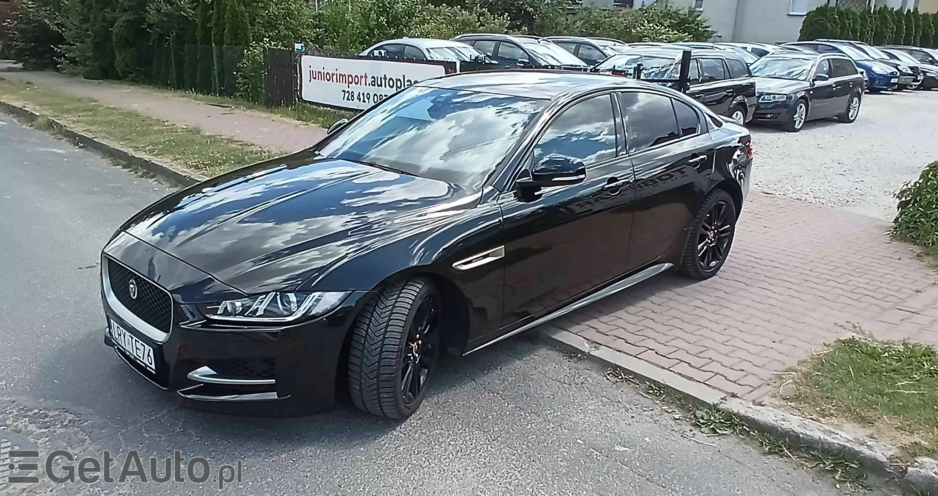 JAGUAR XE 2.0 D R-Sport