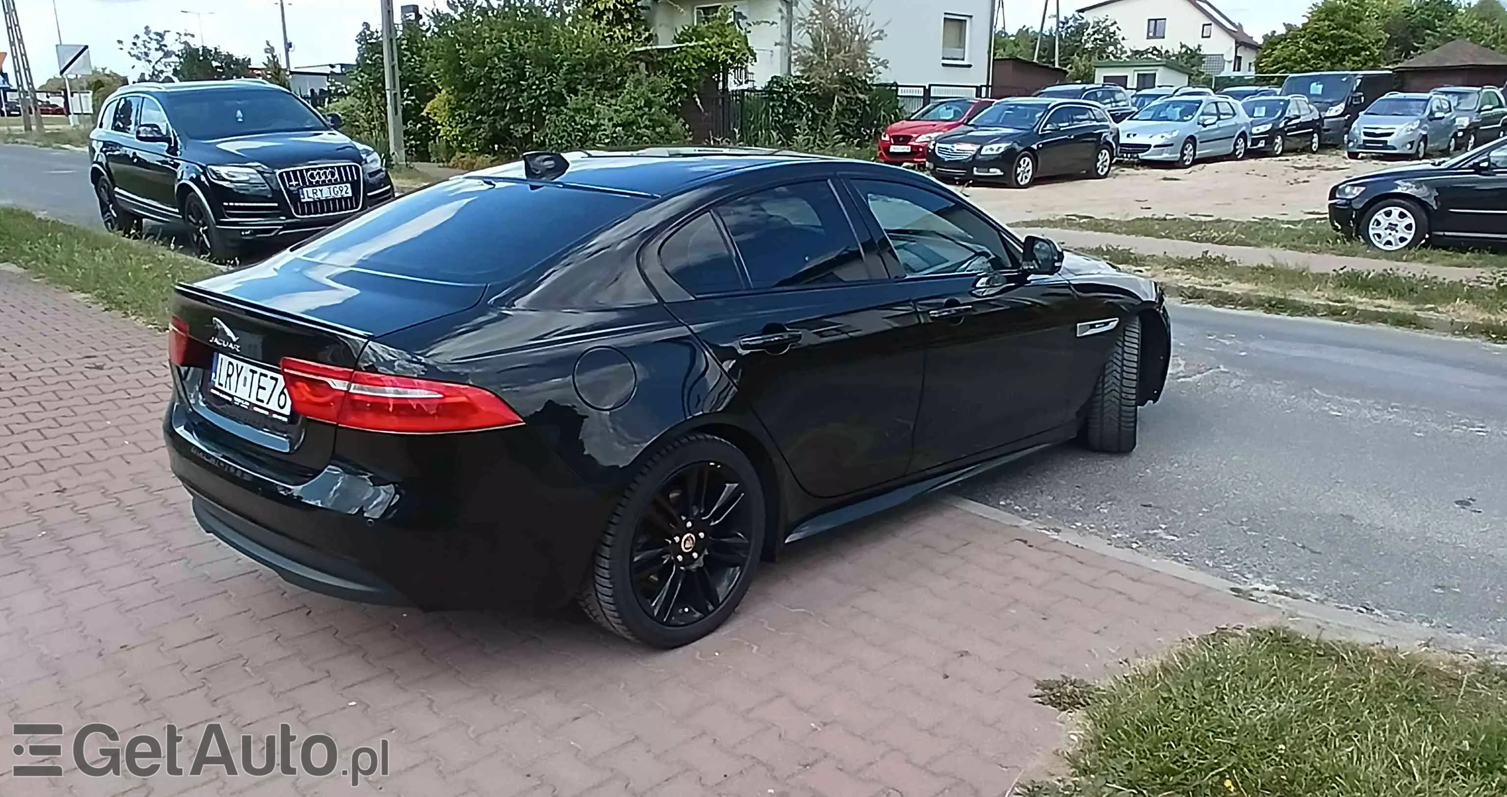 JAGUAR XE 2.0 D R-Sport