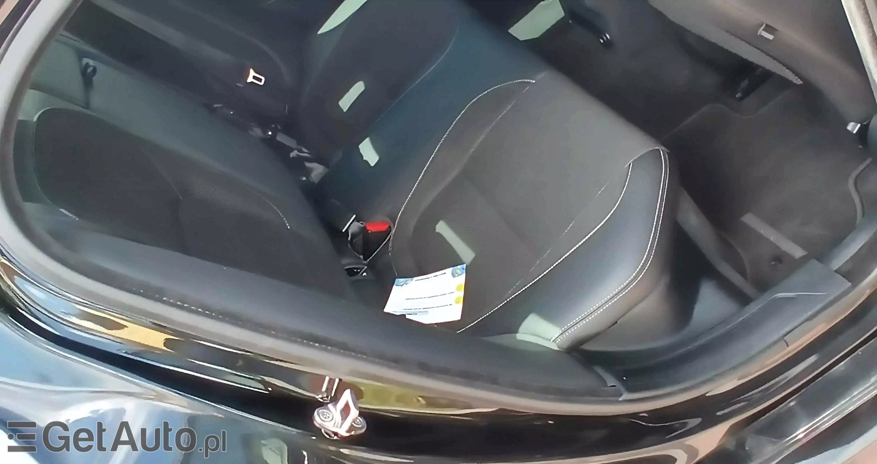 JAGUAR XE 2.0 D R-Sport