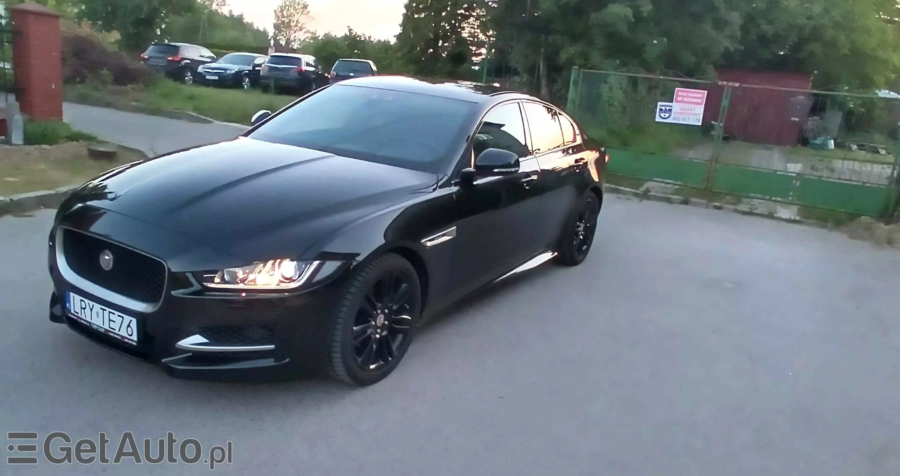 JAGUAR XE 2.0 D R-Sport