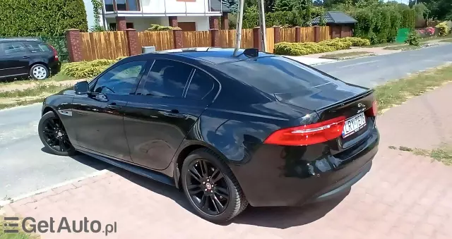 JAGUAR XE 2.0 D R-Sport