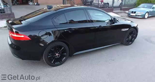 JAGUAR XE 2.0 D R-Sport