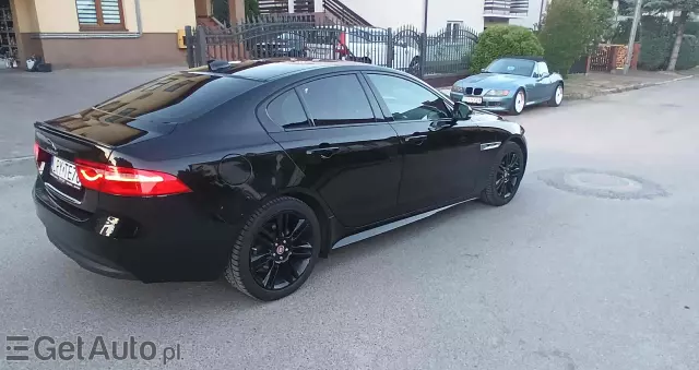 JAGUAR XE 2.0 D R-Sport