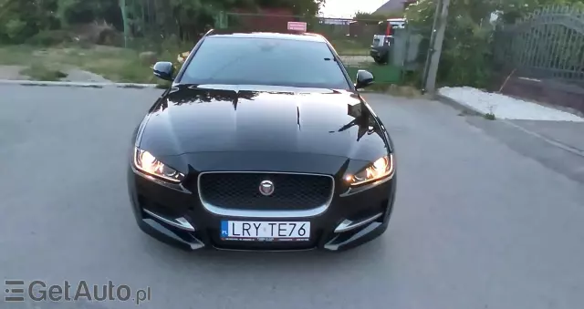 JAGUAR XE 2.0 D R-Sport